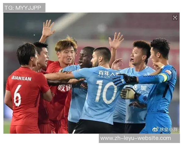 大连一方迎战山东鲁能争夺中超积分榜重要位置的关键之战 大连一方迎战山东鲁能争夺中超积分榜重要位置的关键之战